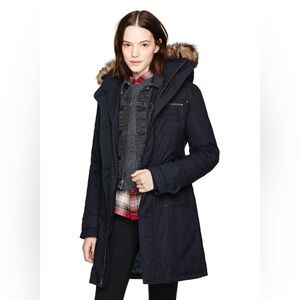 Aritzia, TNA |  Verbier Parka Coat Black Size Large Fur Hooded